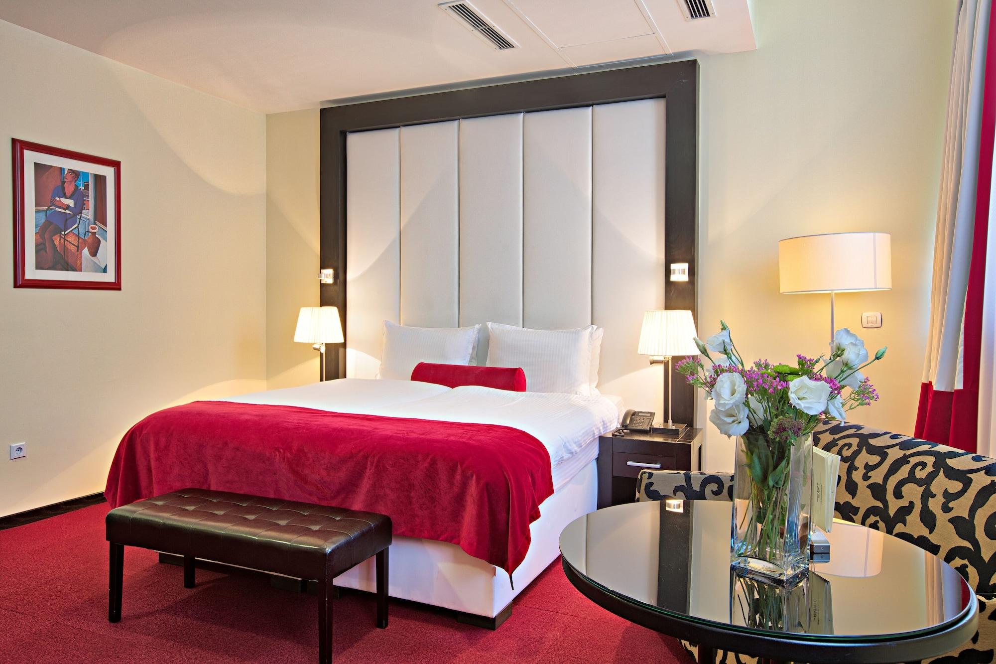 Hotel Central Sarajevo Bagian luar foto